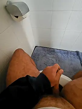 Snapshot of Dolceporco19 chatting on October 13, 2025, 8:47 am Dolceporco19 online show from October 13, 2025, 8:47 am