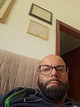 Snapshot of Dolceporco19 chatting on October 19, 2025, 1:12 pm Dolceporco19 online show from October 19, 2025, 1:12 pm