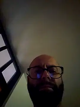 Snapshot of Dolceporco19 chatting on November 4, 2025, 5:12 pm Dolceporco19 online show from November 4, 2025, 5:12 pm