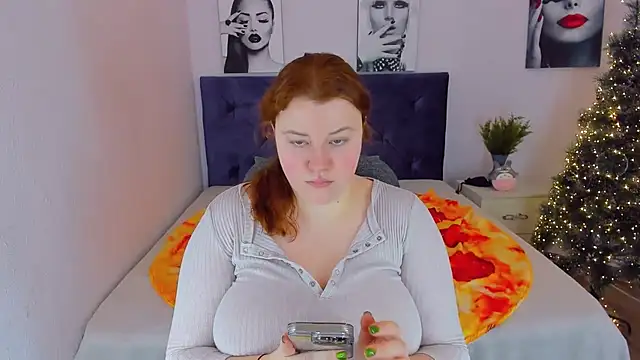 PolinaSalvatore online show from December 22, 2024, 11:22 am