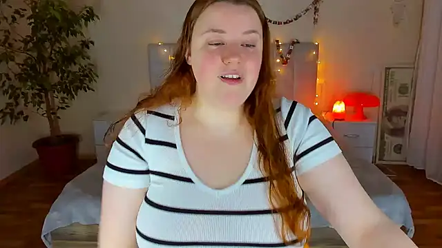 PolinaSalvatore online show from January 14, 2026, 4:45 pm