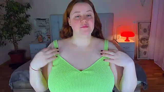 PolinaSalvatore online show from March 16, 2026, 3:27 pm