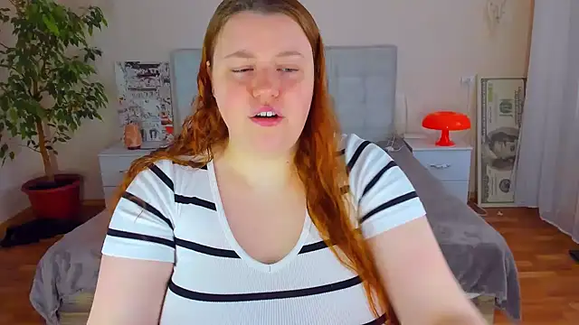 PolinaSalvatore online show from March 28, 2026, 2:38 pm