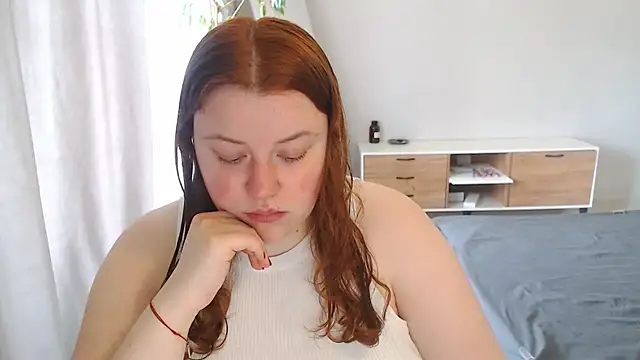 Snapshot of PolinaSalvatore chatting on April 24, 2026, 1:13 pm PolinaSalvatore online show from April 24, 2026, 1:13 pm
