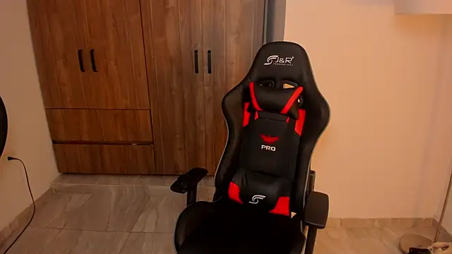 Snapshot of Jake_simons chatting on September 10, 2025, 2:33 am Jake simons online show from September 10, 2025, 2:33 am