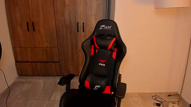 Snapshot of Jake_simons chatting on September 21, 2025, 4:03 am Jake simons online show from September 21, 2025, 4:03 am