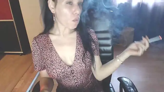 Snapshot of GoldenSasha chatting on January 29, 2025, 11:20 am GoldenSasha online show from January 29, 2025, 11:20 am