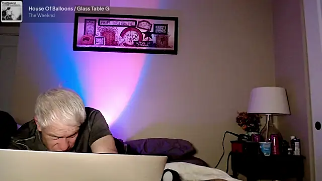 Snapshot of Snarfle82 chatting on December 16, 2025, 9:47 am Snarfle82 online show from December 16, 2025, 9:47 am