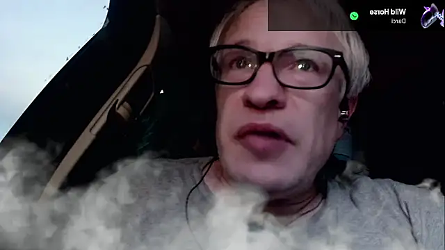 Snapshot of Snarfle82 chatting on June 2, 2026, 4:03 am Snarfle82 online show from June 2, 2026, 4:03 am