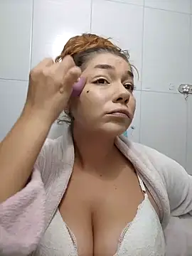 Ella sweety online show from October 5, 2025, 7:56 pm