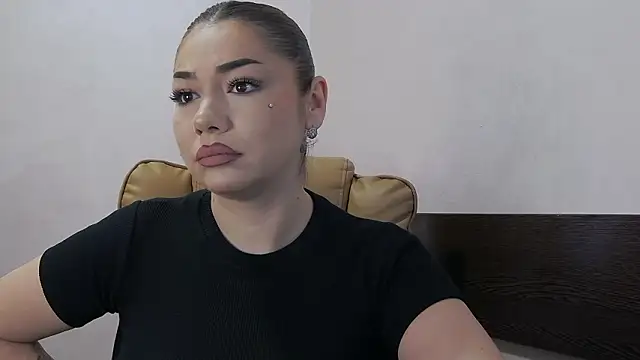 Ella sweety online show from March 18, 2026, 6:27 am