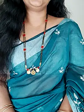 Snapshot of Indian_desi_wife chatting on April 18, 2026, 3:49 pm Indian desi wife online show from April 18, 2026, 3:49 pm