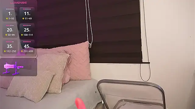 Alexxandra 12 online show from February 20, 2025, 9:22 am