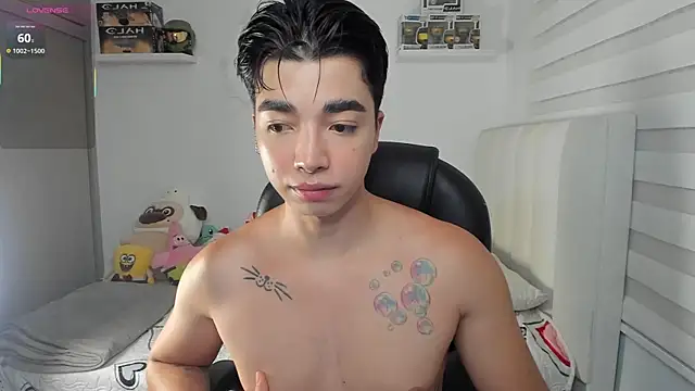 Snapshot of santy7v7 chatting on May 1, 2026, 6:56 pm santy7v7 online show from May 1, 2026, 6:56 pm