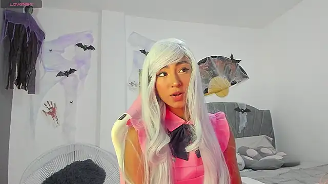 Snapshot of khaliope chatting on October 28, 2025, 3:43 am khaliope online show from October 28, 2025, 3:43 am