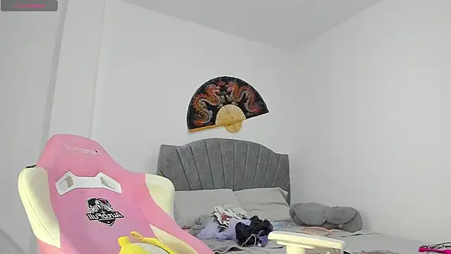 Snapshot of khaliope chatting on November 7, 2025, 3:12 pm khaliope online show from November 7, 2025, 3:12 pm