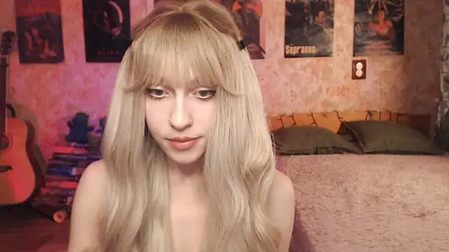 Friendly Ellie online show from March 13, 2025, 12:16 am