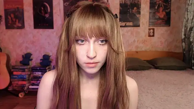 Friendly Ellie online show from May 30, 2026, 12:19 am