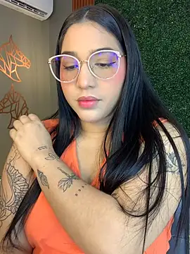 Amandanauty online show from December 11, 2024, 8:50 pm