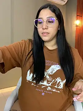 Amandanauty online show from December 18, 2024, 11:08 pm