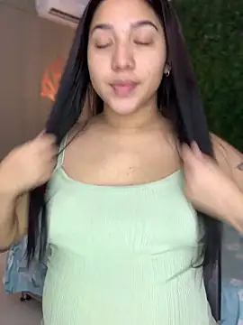 Amandanauty online show from January 28, 2025, 8:26 pm