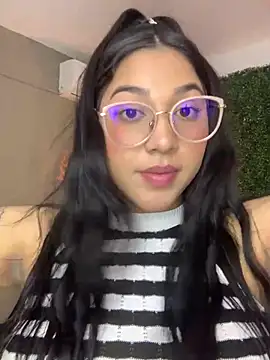 Amandanauty online show from February 2, 2025, 1:55 am