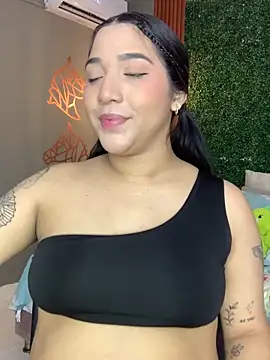 Amandanauty online show from February 4, 2025, 1:02 am