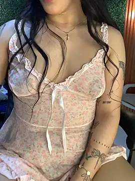 Amandanauty online show from October 24, 2025, 8:11 am