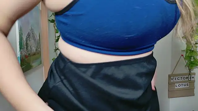 Snapshot of victorialotus chatting on February 2, 2025, 7:41 am victorialotus online show from February 2, 2025, 7:41 am