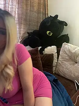 salomesweet13 online show from March 12, 2025, 4:13 pm