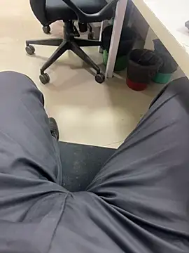 Snapshot of Bareilly_Boy1 chatting on February 10, 2025, 11:36 am Bareilly Boy1 online show from February 10, 2025, 11:36 am