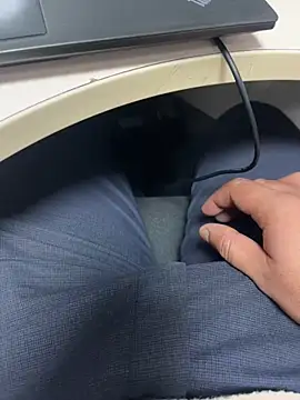 Snapshot of Bareilly_Boy1 chatting on December 17, 2025, 5:57 am Bareilly Boy1 online show from December 17, 2025, 5:57 am