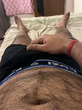 Bareilly Boy1 online show from April 25, 2026, 5:32 am