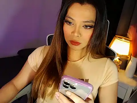 MajesticKitana online show from March 17, 2026, 4:39 am