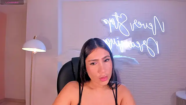 Snapshot of MarieJaneX chatting on January 4, 2025, 10:38 am MarieJaneX online show from January 4, 2025, 10:38 am