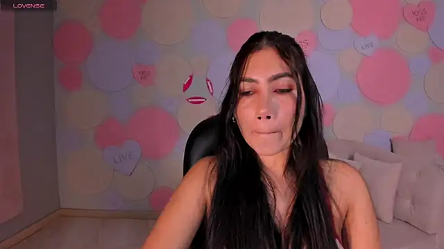 Snapshot of MarieJaneX chatting on January 8, 2025, 10:48 am MarieJaneX online show from January 8, 2025, 10:48 am