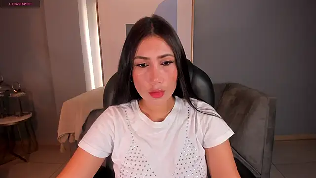 Snapshot of MarieJaneX chatting on January 24, 2025, 10:43 am MarieJaneX online show from January 24, 2025, 10:43 am