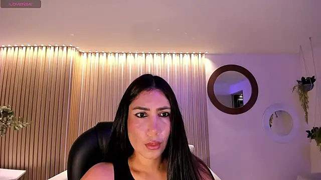 Snapshot of MarieJaneX chatting on February 7, 2025, 10:50 am MarieJaneX online show from February 7, 2025, 10:50 am