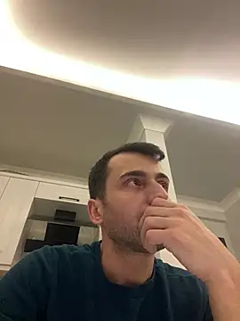 Emre-34 online show from February 25, 2026, 10:19 pm