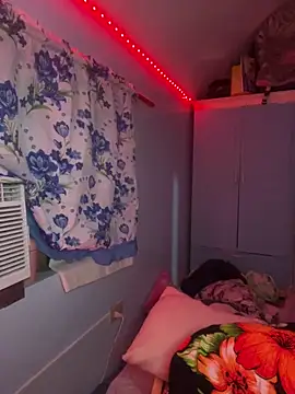 Snapshot of ObsessionAmber chatting on January 8, 2025, 7:34 pm ObsessionAmber online show from January 8, 2025, 7:34 pm