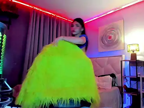 Snapshot of Amethyst_ts chatting on September 13, 2025, 12:05 pm Amethyst ts online show from September 13, 2025, 12:05 pm