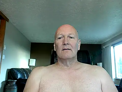 Snapshot of BasicAnt chatting on September 11, 2025, 1:22 pm BasicAnt online show from September 11, 2025, 1:22 pm