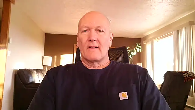 Snapshot of BasicAnt chatting on February 8, 2026, 2:53 pm BasicAnt online show from February 8, 2026, 2:53 pm