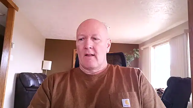 Snapshot of BasicAnt chatting on February 17, 2026, 5:41 pm BasicAnt online show from February 17, 2026, 5:41 pm