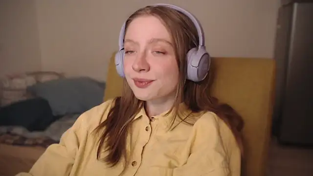 Snapshot of mollytuck chatting on December 20, 2024, 1:54 pm mollytuck online show from December 20, 2024, 1:54 pm