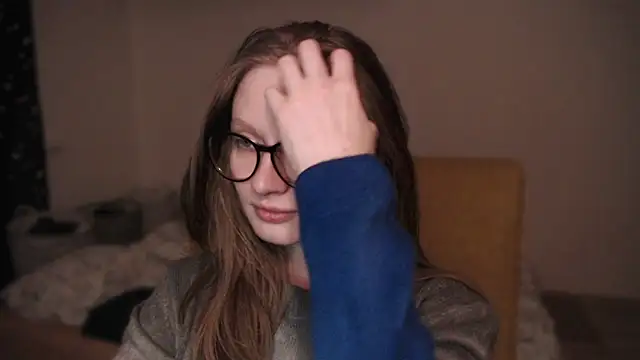 Snapshot of mollytuck chatting on February 13, 2025, 3:35 pm mollytuck online show from February 13, 2025, 3:35 pm