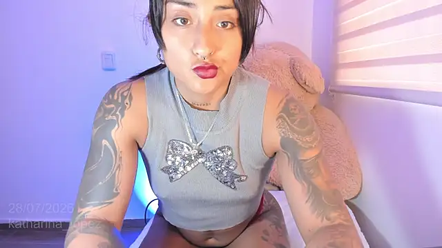 Katharina Lopez online show from July 28, 2026, 9:58 pm