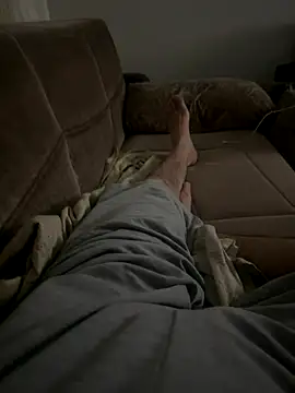 Snapshot of MAHKE12 chatting on September 23, 2025, 9:51 pm MAHKE12 online show from September 23, 2025, 9:51 pm