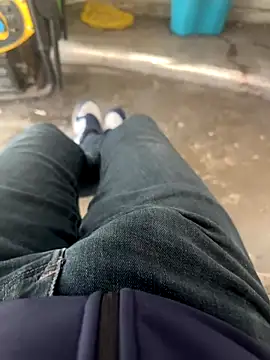 MAHKE12 online show from October 23, 2025, 12:15 pm