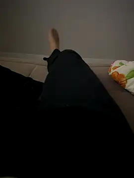 Snapshot of MAHKE12 chatting on October 26, 2025, 9:21 pm MAHKE12 online show from October 26, 2025, 9:21 pm